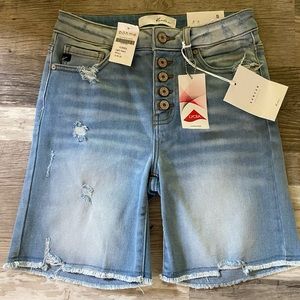Kancan shorts size small, size 26. Brand new with tags. Light wash